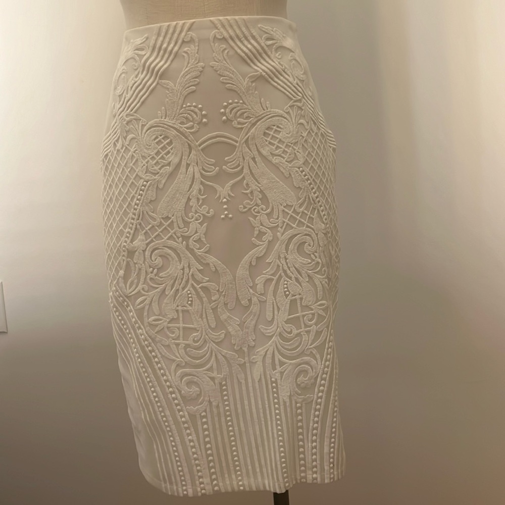 Bebe tapestry skirt.